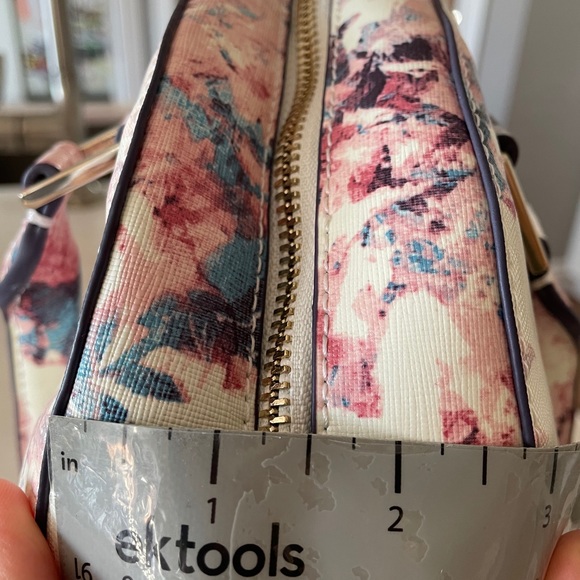 Danier floral print handbag - Picture 10 of 12